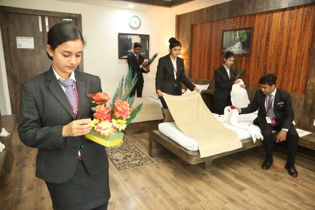 How to Choose the Right Hospitality Management Course in Kolkata: A Complete Checklist